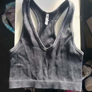 Zenana Washed Ribbed Cropped V-Neck Racerback Tank Top Brami